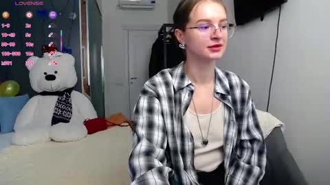 Snapshot of kate_jonson chatting on 20, 2, 2025 .Be kind and gentle with me and I will do my best for you.   online show from 20, 2, 2025