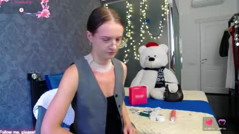 Snapshot of kate_jonson chatting on 10, 9, 2025 .Be kind and gentle with me and I will do my best for you.   online show from 10, 9, 2025
