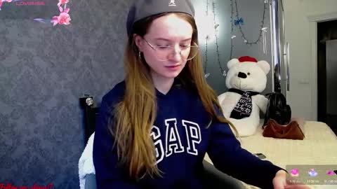 Snapshot of kate_jonson chatting on 21, 10, 2025 .Be kind and gentle with me and I will do my best for you.   online show from 21, 10, 2025