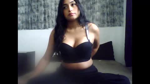 Danna online show from 3, 5, 2026
