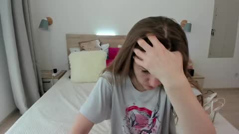 kate_redgar online show from 13, 5, 2026