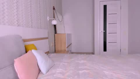 KATE online show from 11, 3, 2025