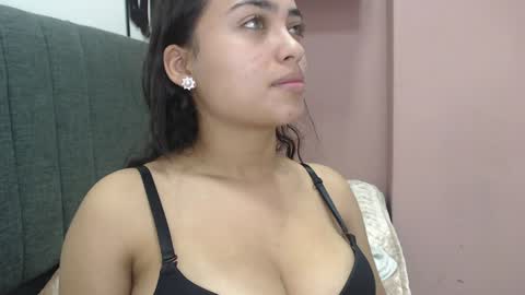 Snapshot of kate_stam chatting on 12, 12, 2024 Kari online show from 12, 12, 2024