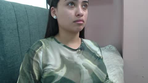 Snapshot of kate_stam chatting on 19, 12, 2024 Kari online show from 19, 12, 2024