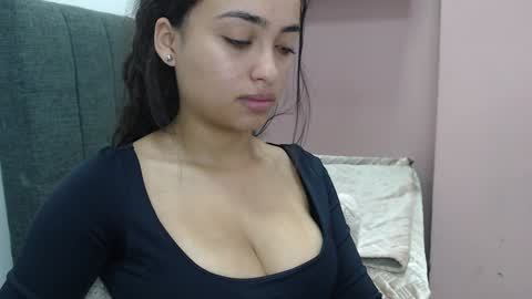 Snapshot of kate_stam chatting on 14, 1, 2025 Kari online show from 14, 1, 2025