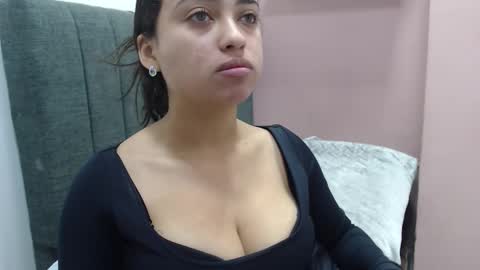 Snapshot of kate_stam chatting on 26, 9, 2025 Kari online show from 26, 9, 2025