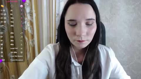 Snapshot of katecrash chatting on 4, 3, 2025 YourKate online show from 4, 3, 2025