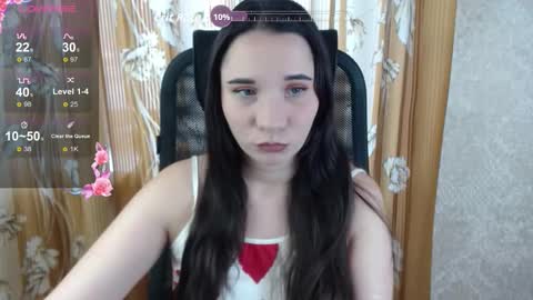Snapshot of katecrash chatting on 15, 9, 2025 YourKate online show from 15, 9, 2025