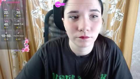 Snapshot of katecrash chatting on 15, 10, 2025 YourKate online show from 15, 10, 2025