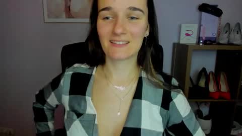 Snapshot of katedesire chatting on 4, 10, 2025 Kate online show from 4, 10, 2025