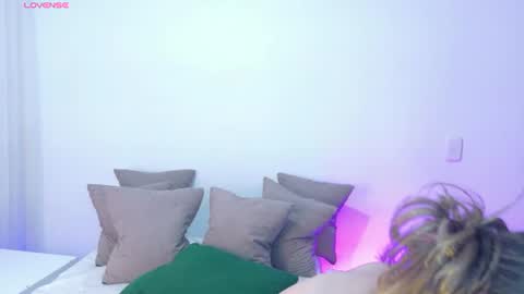 Snapshot of katejolie chatting on 11, 6, 2026 Help me with rate thanks online show from 11, 6, 2026