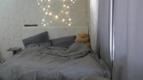 Snapshot of katekalen chatting on 3, 6, 2026 Kate Bunny online show from 3, 6, 2026