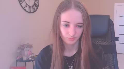 Snapshot of katekayer chatting on 1, 10, 2025 katekayer online show from 1, 10, 2025