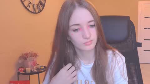 Snapshot of katekayer chatting on 8, 10, 2025 katekayer online show from 8, 10, 2025