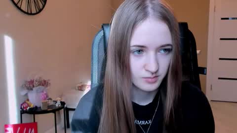 Snapshot of katekayer chatting on 4, 11, 2025 katekayer online show from 4, 11, 2025