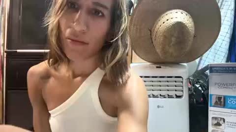 Katelin online show from 10, 10, 2025