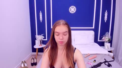 Snapshot of katepearls chatting on 21, 9, 2025 Katrin online show from 21, 9, 2025