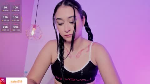 kateryn_bale online show from 25, 3, 2026