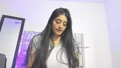 Snapshot of katestone_again chatting on 7, 11, 2025 love meeee online show from 7, 11, 2025