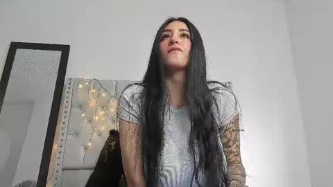 love meeee online show from 12, 4, 2026