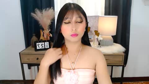 Snapshot of katetemptress69 chatting on 27, 10, 2025 KATE online show from 27, 10, 2025