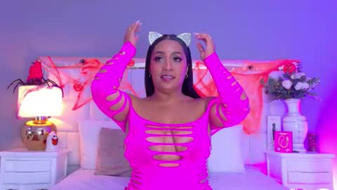 Snapshot of katevenegas chatting on 24, 10, 2025 Kate Venegas online show from 24, 10, 2025