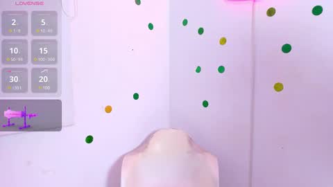 katey Curvy01 online show from 20, 12, 2024