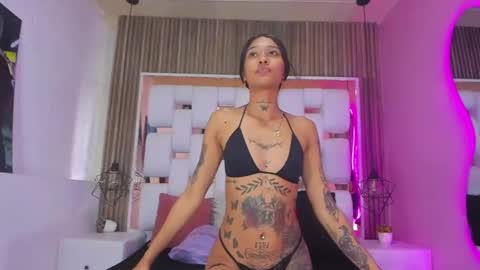 Snapshot of kathaleiaross chatting on 22, 2, 2025 kataleia online show from 22, 2, 2025