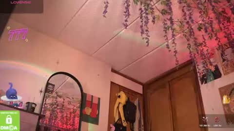Snapshot of kathc_19 chatting on 19, 6, 2026 Katerine online show from 19, 6, 2026