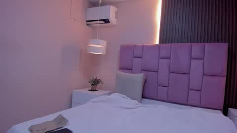   online show from 6, 1, 2026