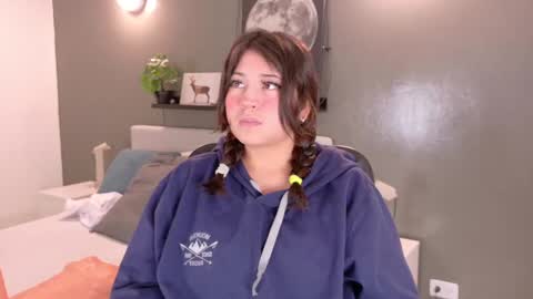 K A T H E  online show from 22, 9, 2025