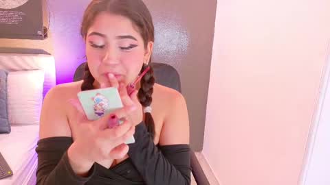 K A T H E  online show from 23, 9, 2025