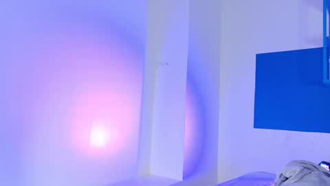 K A T H E  online show from 9, 10, 2025