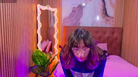 KATHERINE online show from 25, 6, 2026