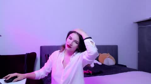 Snapshot of katherinemidnight chatting on 17, 10, 2025 Katherine online show from 17, 10, 2025