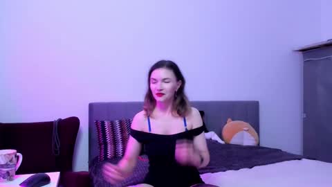 Snapshot of katherinemidnight chatting on 9, 11, 2025 Katherine online show from 9, 11, 2025