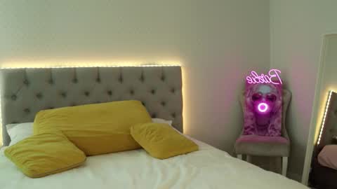 Snapshot of katherinepinke chatting on 17, 10, 2025 katherinepinke online show from 17, 10, 2025