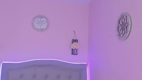 Snapshot of kathia_saenz chatting on 5, 2, 2025 Kathia online show from 5, 2, 2025