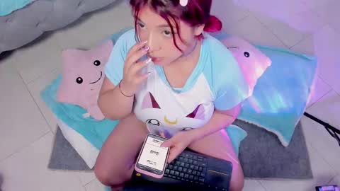 Snapshot of kathia_saenz chatting on 18, 2, 2025 Kathia online show from 18, 2, 2025