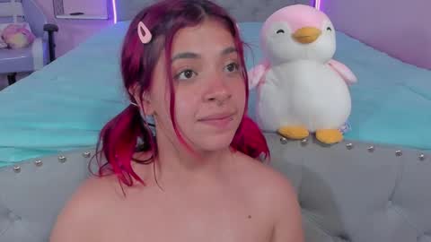 Snapshot of kathia_saenz chatting on 7, 3, 2025 Kathia online show from 7, 3, 2025