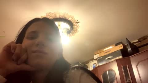 Snapshot of kathihalajian chatting on 24, 10, 2025 Amy online show from 24, 10, 2025