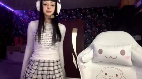 Luna online show from 19, 2, 2026