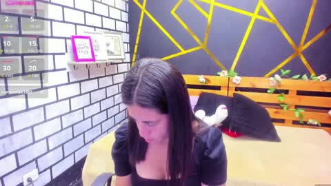Snapshot of kathina_giraldo chatting on 5, 12, 2024 Paola online show from 5, 12, 2024