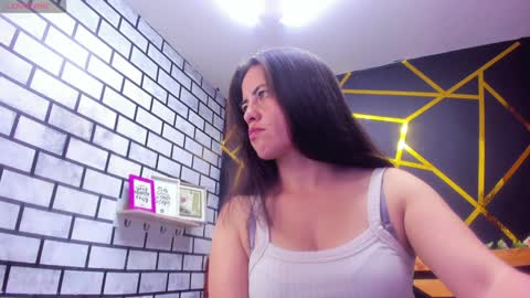 Snapshot of kathina_giraldo chatting on 6, 12, 2024 Paola online show from 6, 12, 2024