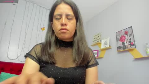 Snapshot of kathina_giraldo chatting on 26, 1, 2025 Paola online show from 26, 1, 2025