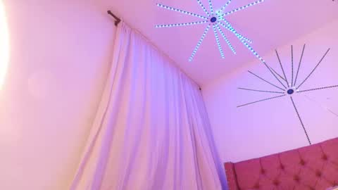 Katherine  online show from 18, 9, 2025