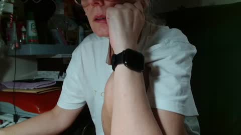 Snapshot of kathleenedwards chatting on 3, 7, 2026 Kathleen online show from 3, 7, 2026