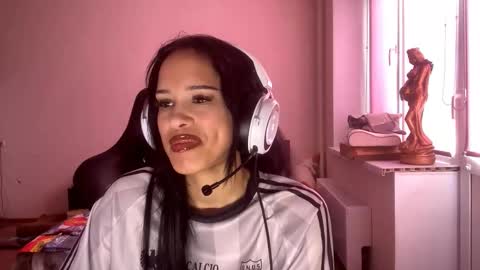 Snapshot of kathrinesaltarelli chatting on 21, 2, 2026 Lina online show from 21, 2, 2026