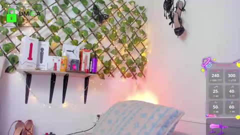 Snapshot of kathryn0 chatting on 26, 11, 2025 Kay online show from 26, 11, 2025