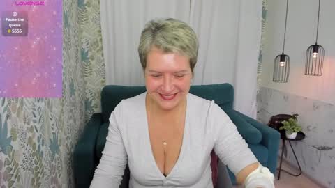 Snapshot of kathy_sunn chatting on 22, 1, 2025 Kathy online show from 22, 1, 2025